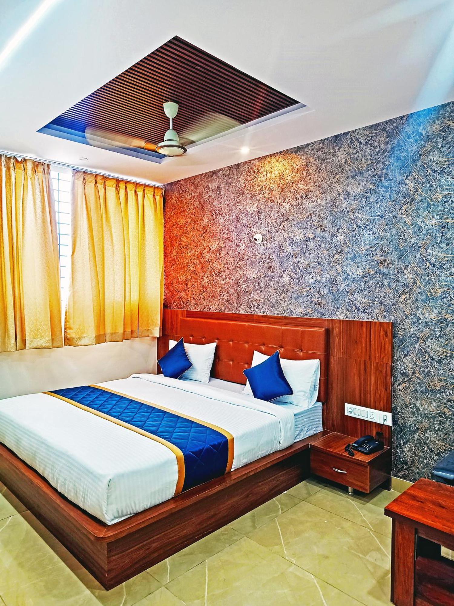 Hotel Achhu Palace Bangalore Exteriör bild